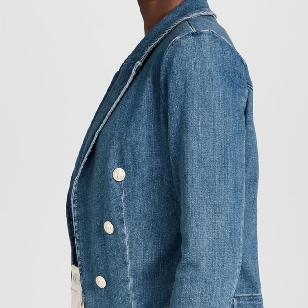 L'AGENCE Double-Breasted Crop Denim Jacket in Size 0 - Picture 3 of 9